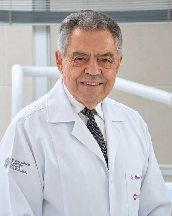 Dr. Miguel Ferreira